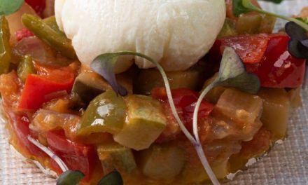 Menú del Peregrino: Fritada de verdura isleña con aroma de salvia canariensis y huevo del pastor