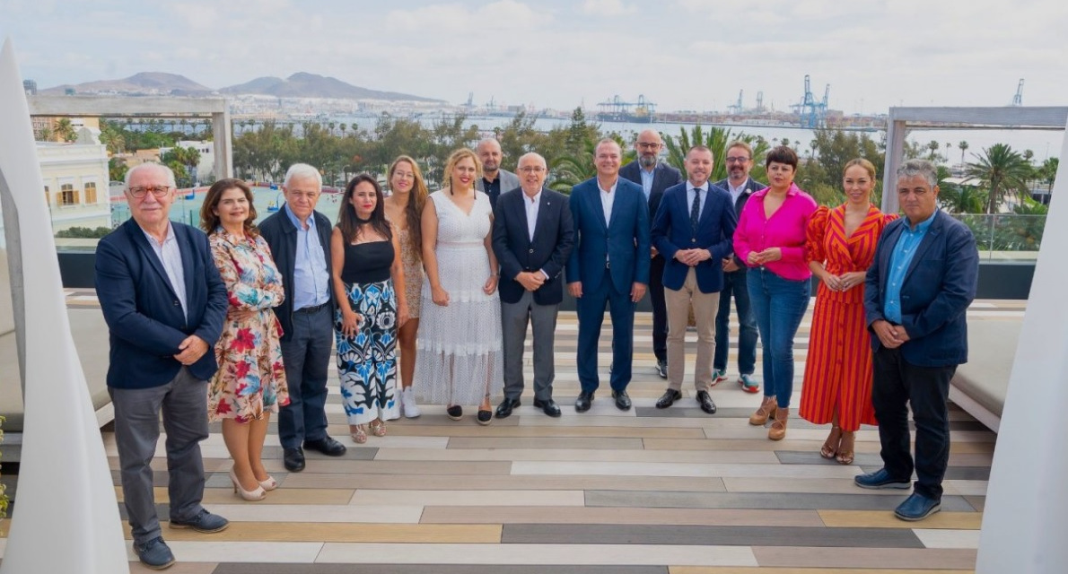 Nueva Canarias y PSOE acuerdan el Pacto por Gran Canaria para gobernar el Cabildo insular