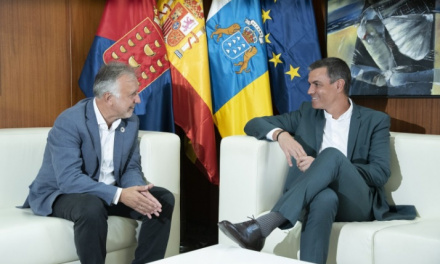 Sánchez podría sustituir a Angel Víctor Torres por Héctor Gómez al frente del PSOE de Canarias