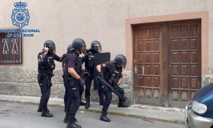 La Policía desarticula en Gran Canaria una organización criminal que regularizaba a migrantes marroquíes con documentos falsificados