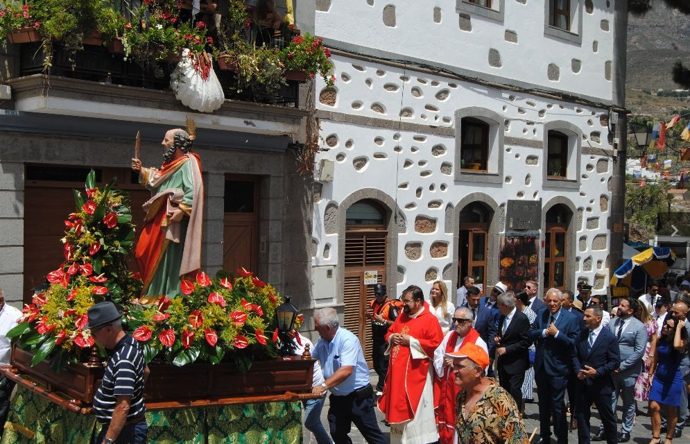Tunte despide sus fiestas patronales con la misa y procesión en honor a San Bartolomé
