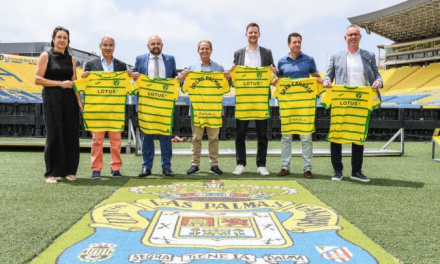 Turismo de Gran Canaria , patrocinador oficial del Norwich City Football Club