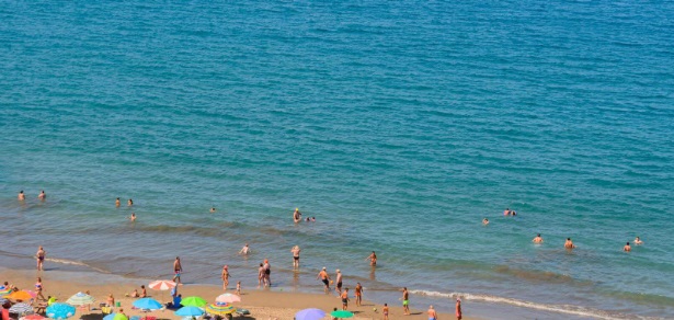 El 36,9 % de los turistas que llegan a Gran Canaria lo hacen con todo incluido