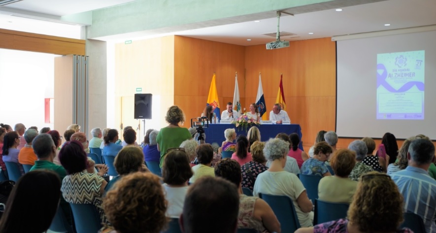 El cuidado al cuidador centra la Jornada sobre el Alzheimer en San Bartolomé de Tirajana