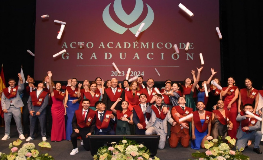 Graduación de bachilleres del Colegio Arenas Sur y Arenas Almas