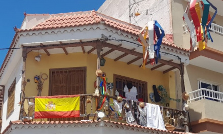 Amplia decoración típica y popular por las calles de El Tablero (Galería fotográfica)