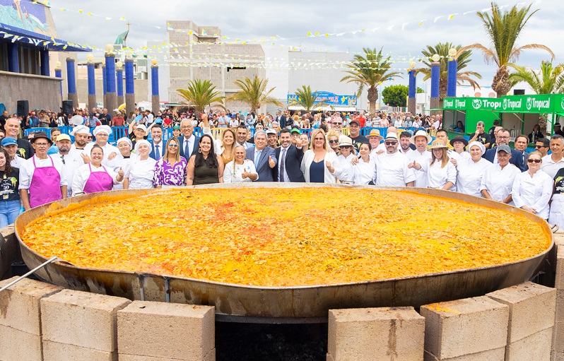 Paella gigante para 5.000 personas en el fin de las fiestas de El Tablero