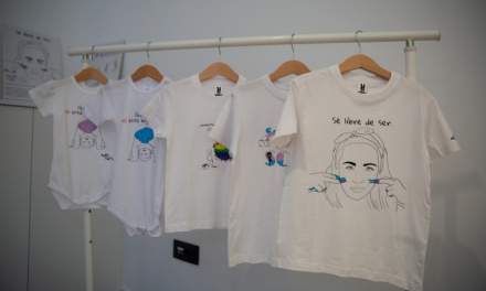«Maspalomas Pryde by Freedom» organiza una exposición de camisetas con dibujos y frases trans