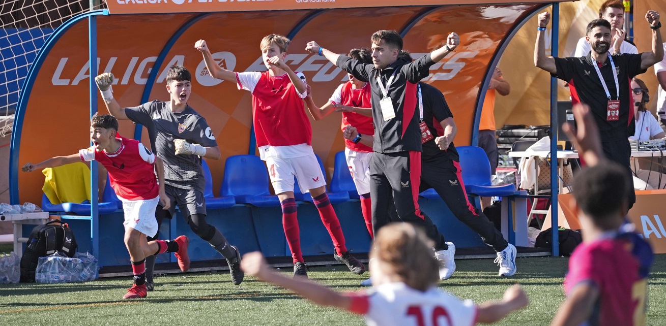 El Sevilla C. F. se proclama vencedor del «Torneo «Liga Futures» en Maspalomas