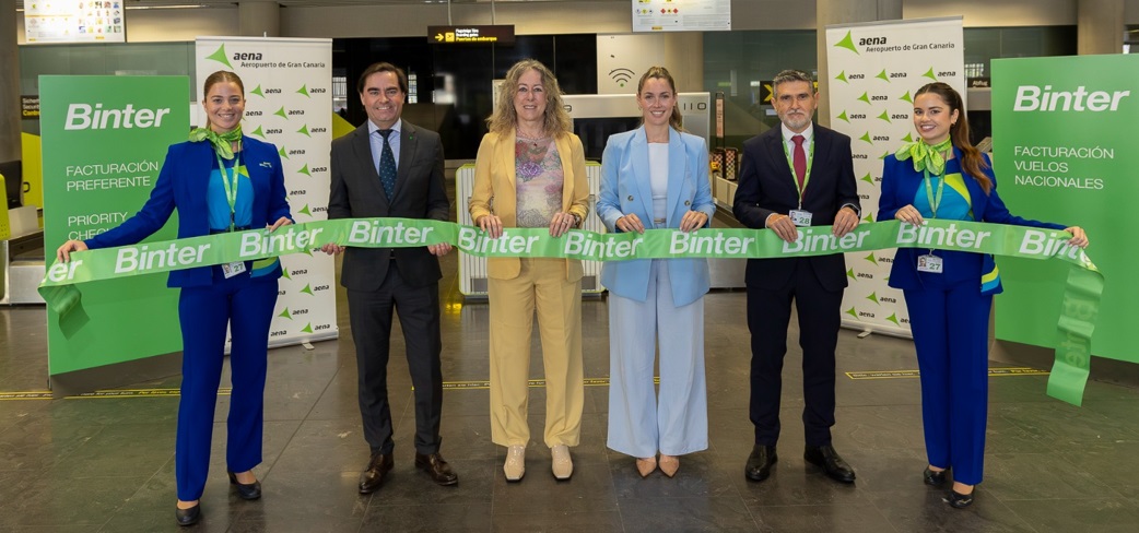 Binter inaugura sus vuelos a Badajoz, Córdoba y Almería