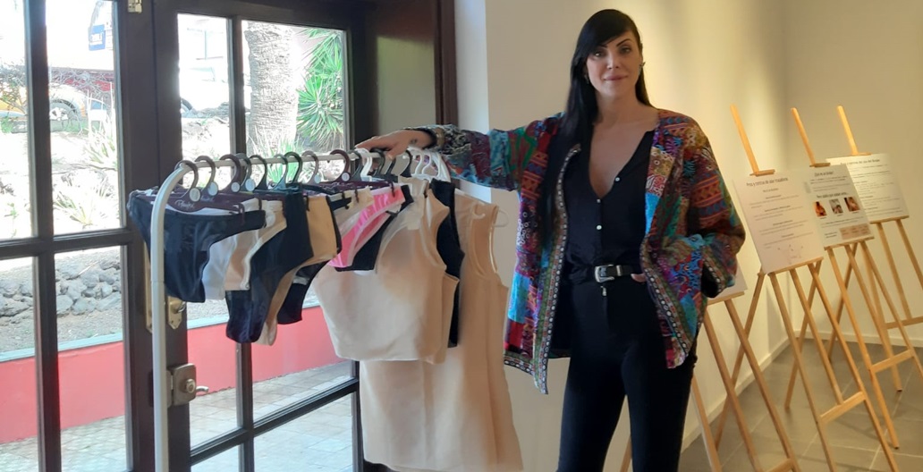 Inaugurada la exposición «InTeriores», de ropa para personas trans, creada por Silvia Matos, en «Maspalomas Pride by Freedom»