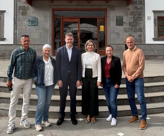El PSOE-San Bartolomé de Tirajana exige en el pleno medidas urgentes contra las sanciones a vecinos por la ley Turística
