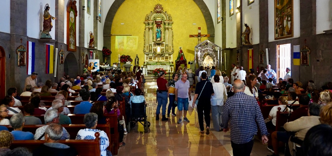 Santa Lucía de Tirajana se volcó con la Virgen del Pino