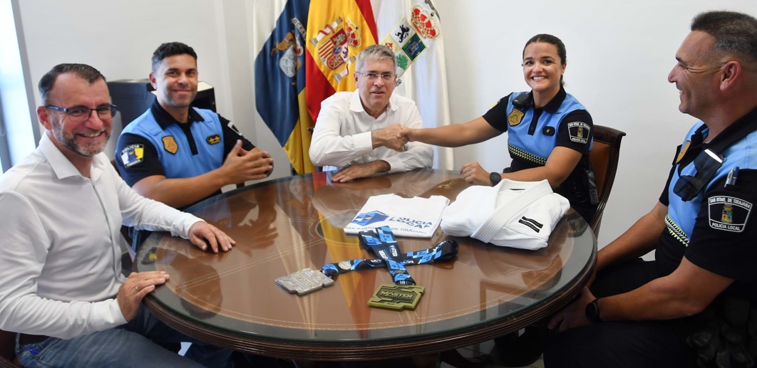 J.A.S., policía local de San Bartolomé de Tirajana, subcampeona del Máster Internacional Europe 2025 de Jiu-Jitsu brasileño