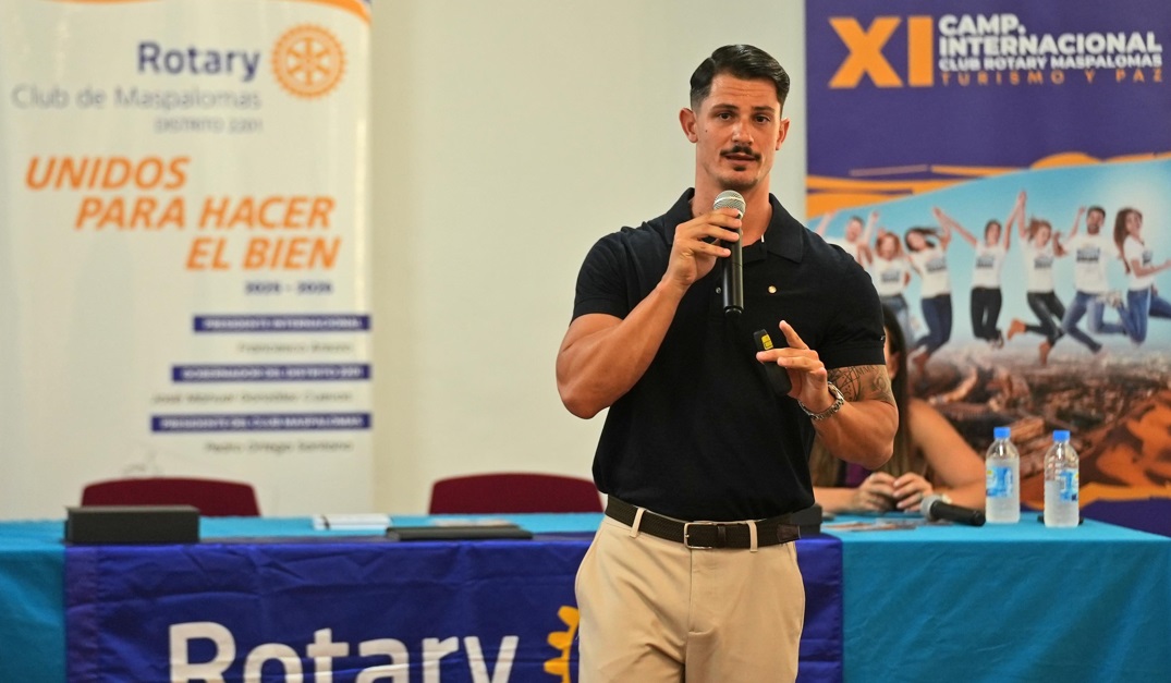 La salud y el deporte como herramientas para la paz, en el CAMP Internacional Rotary Maspalomas