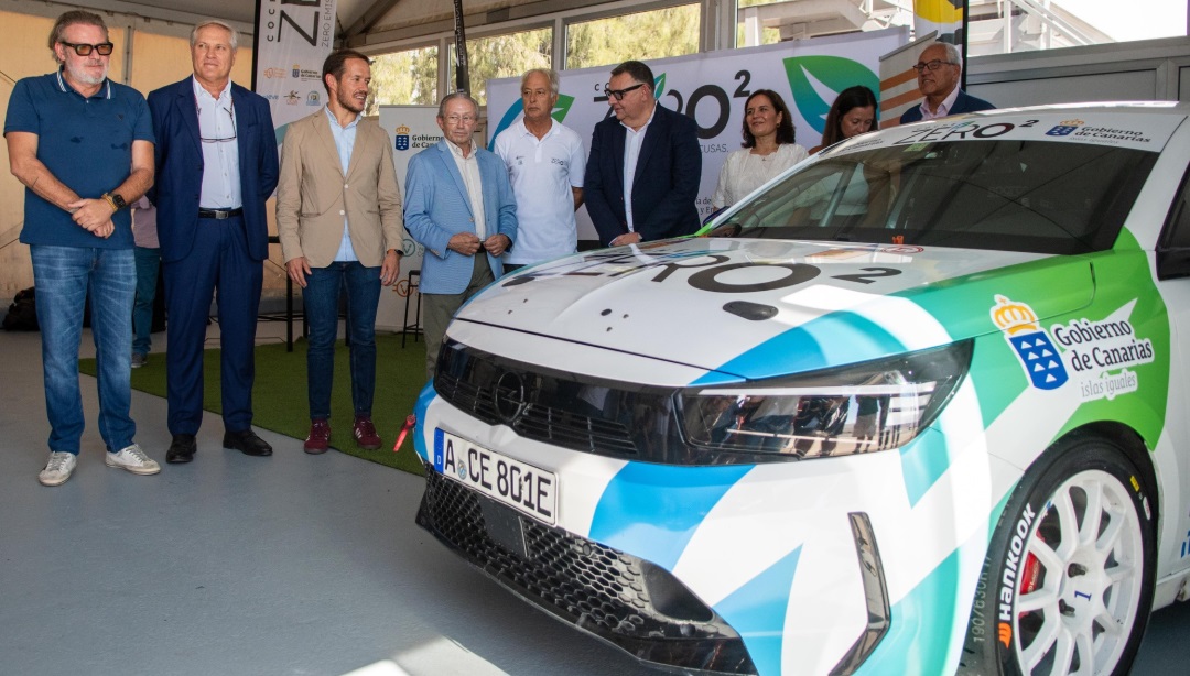 La Federación Canaria de Automovilismo presenta en Maspalomas el primer vehículo eléctrico de competición en las islas