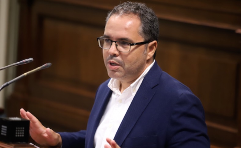 El PSOE denuncia la traición de CC y PP a los ciudadanos afectados por la Ley de Vivienda Vacacional