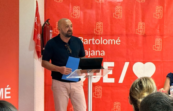 Carlos Alamo se postula como candidato del PSOE a la alcaldía