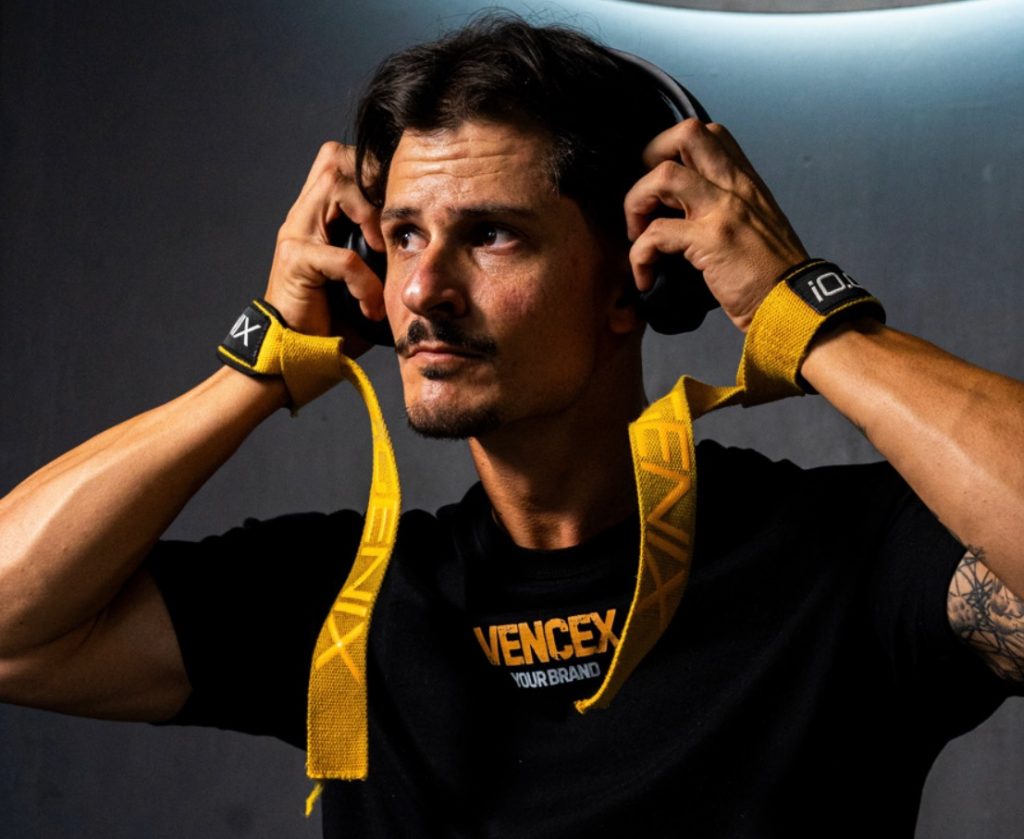 Kike Manzano, entrenador especializado en ejercicio oncológico en Maspalomas