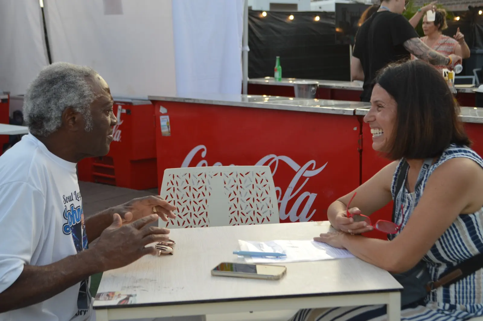 Loly Hernández entrevista a John Ellison en el Maspalomas Soul Festival